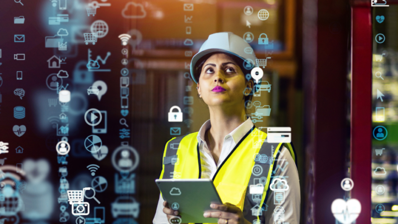 #tuastaplace L'industrie ouvre ses portes aux femmes